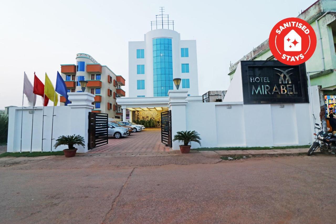 Capital O 40848 Hotel Mirabel Kupand Buitenkant foto