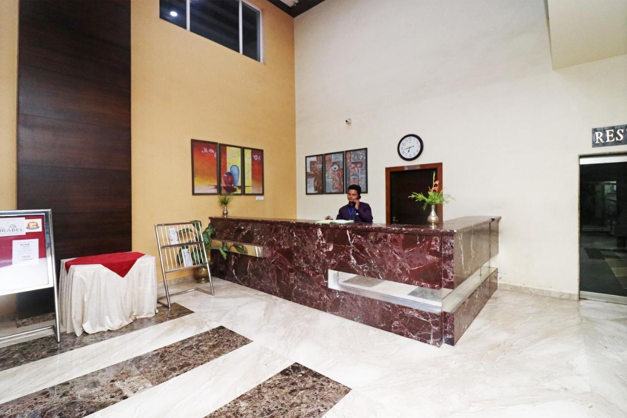 Capital O 40848 Hotel Mirabel Kupand Buitenkant foto